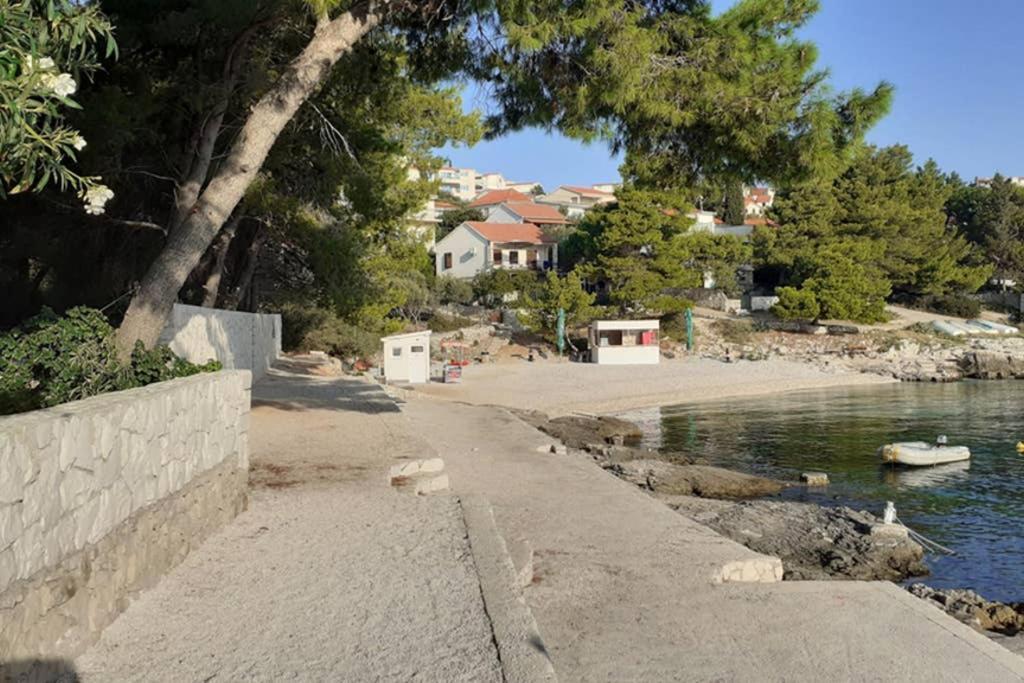 Apartman Mladen Daire Trogir Dış mekan fotoğraf